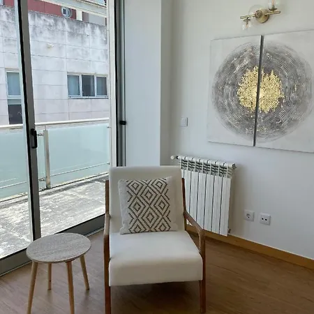 Apartment Figueira Centro By Rent4all *